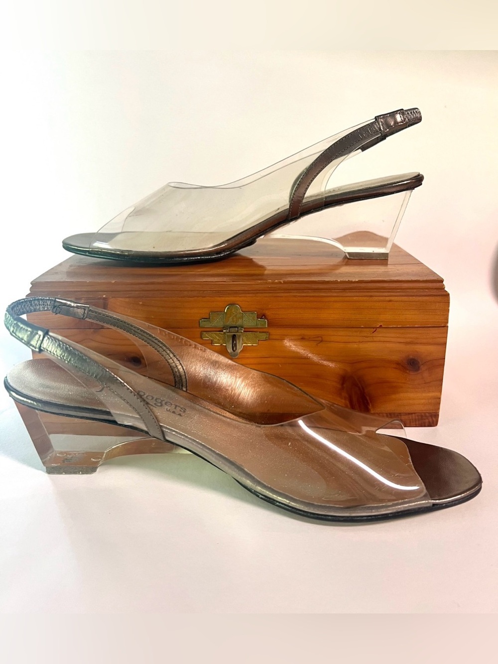 Vintage Jack Rogers Slingback Wedge heels in matt Metallic Pewter & clear lucite